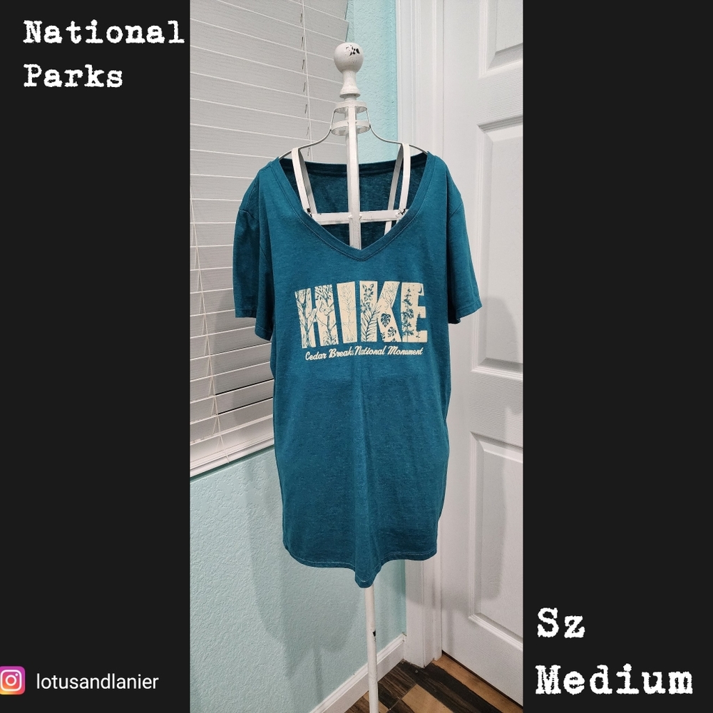 National Park Ladies V- Neck Cedar Breaks National Monument T-Shirt Sz Medium
